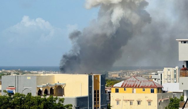 somalide-askeri-helikopter-dustu-U4C9ssYY.jpg
