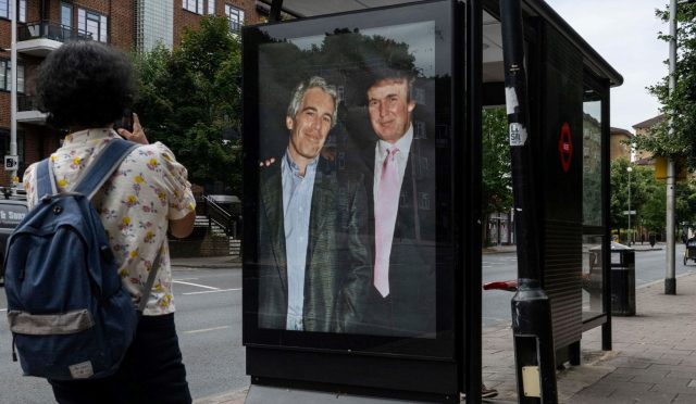 trump-epsteinin-50nci-dogum-gunu-icin-mustehcen-mektup-gondermis-zcf5mxEx.jpg