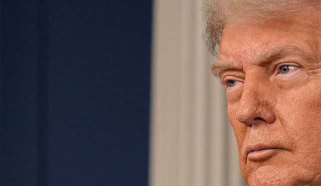 trump-iranla-konusmuyorum-onlara-hicbir-sey-teklif-etmiyorum-MeFUKO5N.jpg