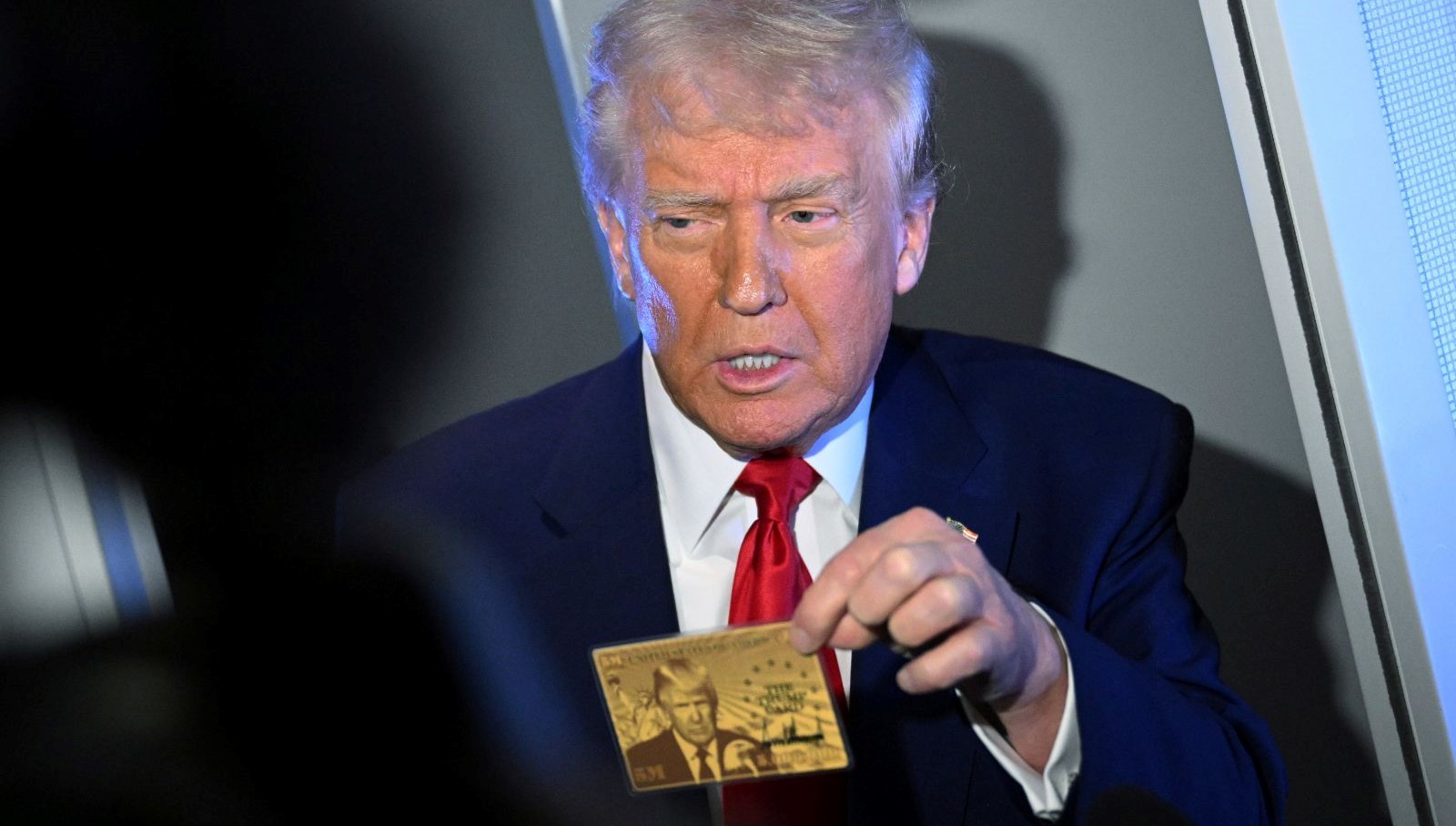 Trump’ın “Altın Kart” planı çıkmaza girdi: “Hiçbir yasal desteği yok”
