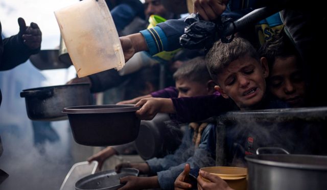 trumpin-karari-5-yilda-14-milyon-mevte-neden-olabilir-qIqTM2yn.jpg