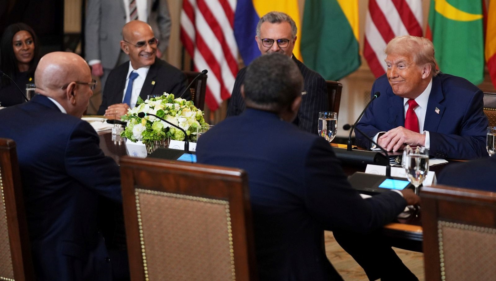 Trump’tan reaksiyon çeken İngilizce övgüsü: “Liberya lideri, neden kalkıp gitmedi?”