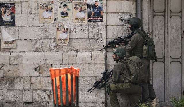 yasadisi-yerlesimcilerden-bati-seriada-israil-askerlerine-hucum-rDzLQJyW.jpg