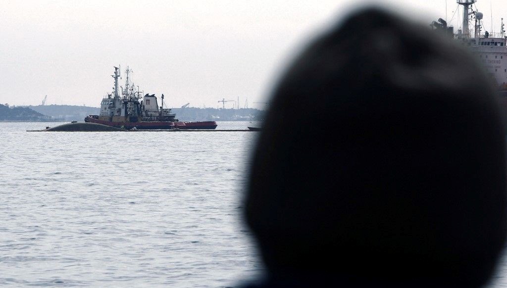 Yasak tanımayan rota: Dünyanın en büyük tanker filosunda petrol çatlağı