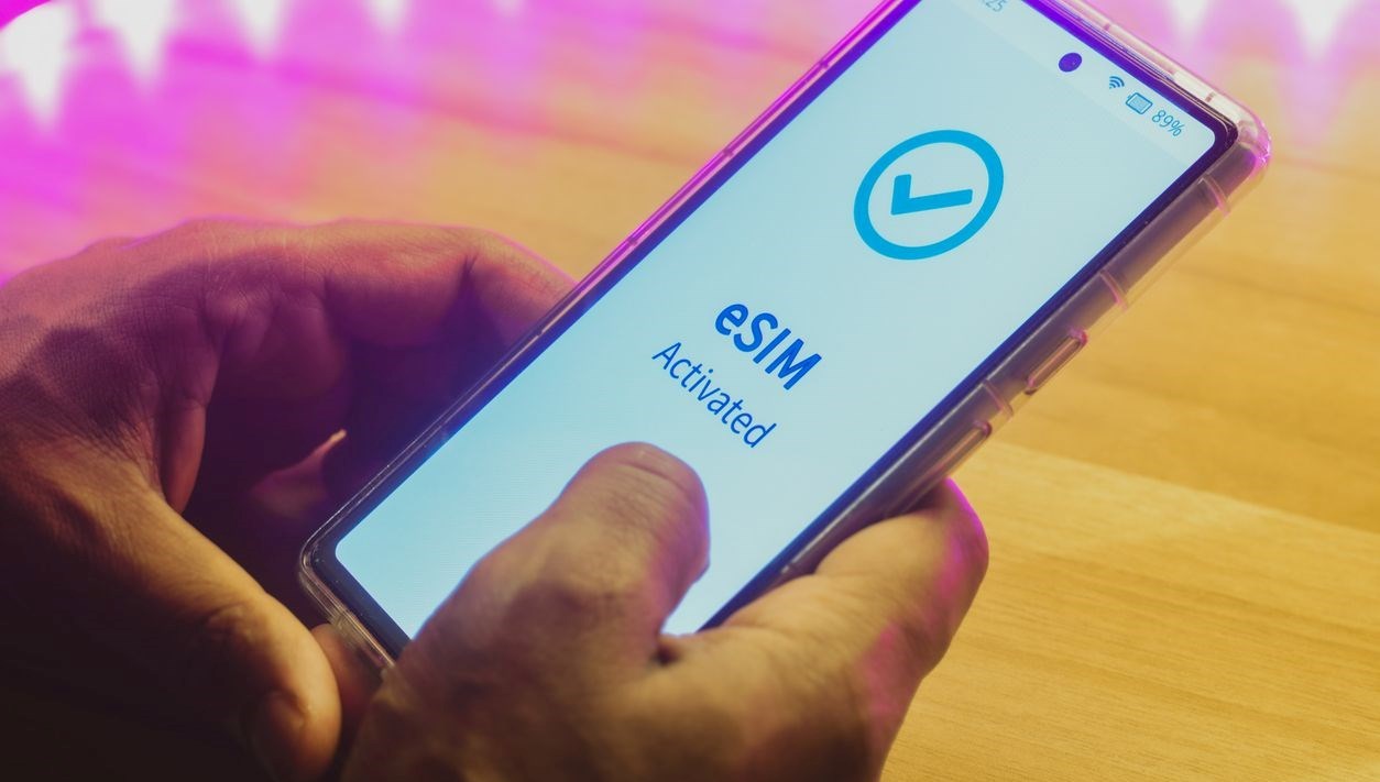 Akıllı telefonlarda yeni periyot: eSIM ihtilali nedir?