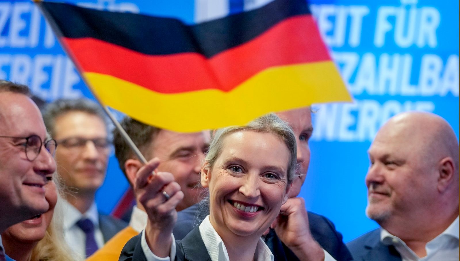 Almanya’da AfD, anketlerde birinci sıraya yerleşti