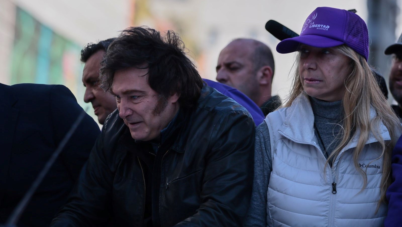 Arjantin Devlet Başkanı Javier Milei’ye taşlı akın