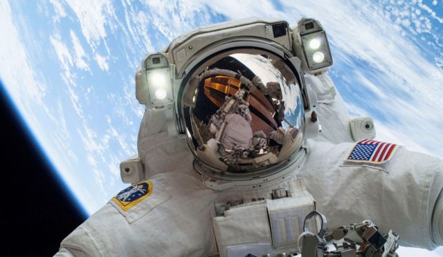 astronotlar-icin-besin-plani-diskilari-geri-donusturulecek-szapdHQU.jpg