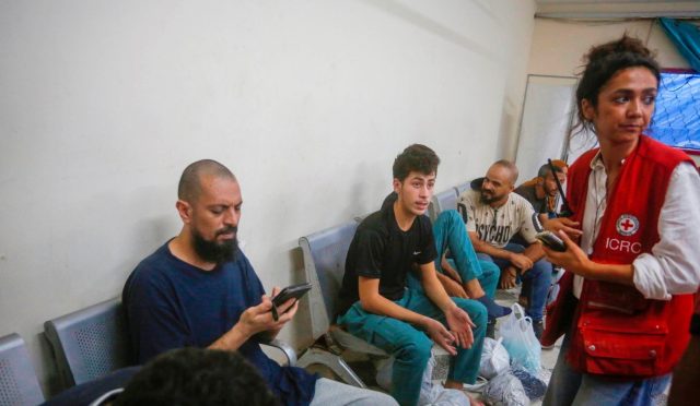azap-gormusler-6-filistinli-ozgur-birakildi-txS8GOjc.jpg