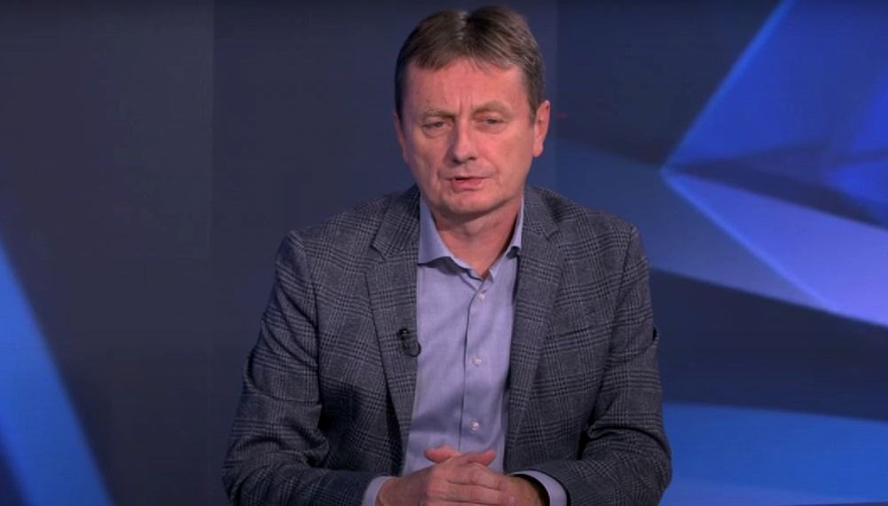 Canlı yayında beyin kanaması geçirdi: Sırp bakanın durumu önemli