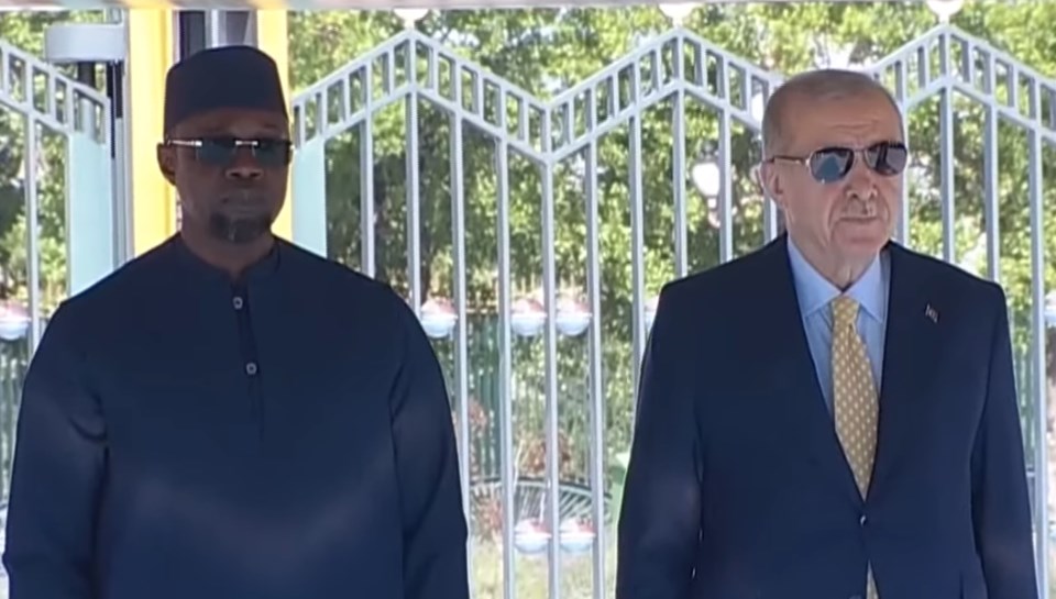 Cumhurbaşkanı Erdoğan, Senegal Başbakanı Sonko’yu resmi merasimle karşıladı