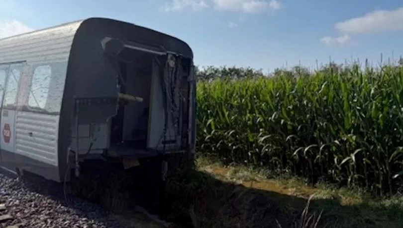 Danimarka’da tren raydan çıktı: 1 meyyit, 27 yaralı