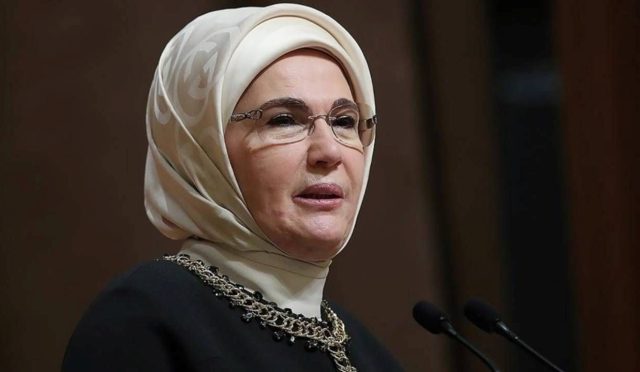 emine-erdogandan-pakistandaki-sel-felaketine-ait-mektup-Dx8bhLTs.jpg