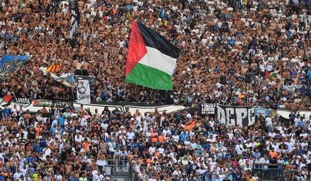 fransiztribunlerinde-soykirimi-durdurun-daveti-jj6NTeWz.jpg