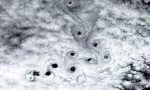 hint-okyanusu-uzerinde-karanlik-bosluklar-olustu-t5Vus4PV.jpg