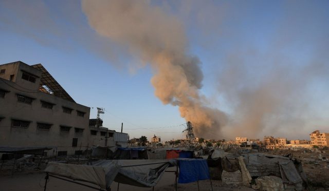israil-nasir-hastanesini-vurdu-reuters-muhabiri-ve-el-cezire-kameramani-hayatini-kaybetti-WpkNM9TU.jpg
