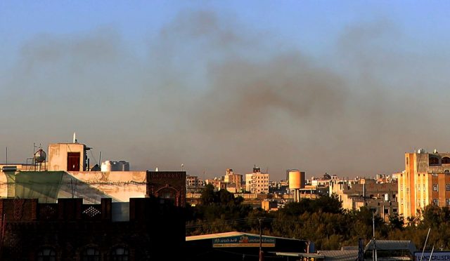 israilden-yemendeki-hudeyde-limanina-atak-id7CDlu9.jpg
