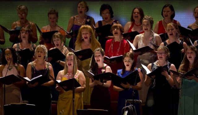 israilli-orkestra-sefinden-konserde-gazze-cikisi-bu-aciyi-durdurun-wh71ge6a.jpg