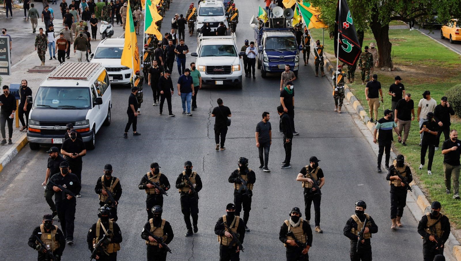 Lübnan’da kritik adım: Hükümet, silahsızlandırılmayı onayladı, Hizbullah yanlıları sokaklara çıktı