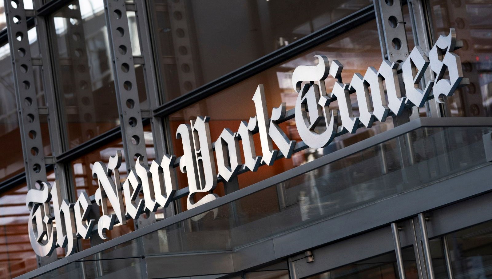 New York Times’tan İsrail’e sert çıkış: Gazetecileri susturmak savunulamaz