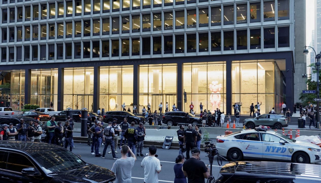 New York’ta gökdelende silahlı taarruz: 3 kişi vuruldu, saldırgan intihar etti