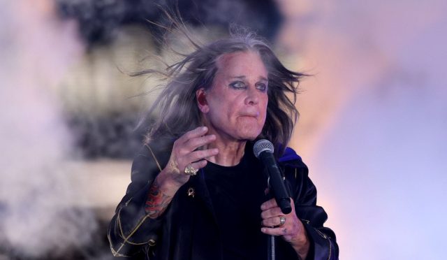 ozzy-osbourne-hayatini-kaybetti-RLr6NQmL.jpg