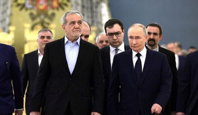rusya-devlet-baskani-putiniranli-mevkidasiylagorustu-daY13s1F.jpg