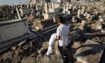 the-guardian-israil-ordusunun-gazzedeki-ataklarinda-oldurdugu-her-alti-bireyden-besi-sivil-qYlxBIYl.jpg