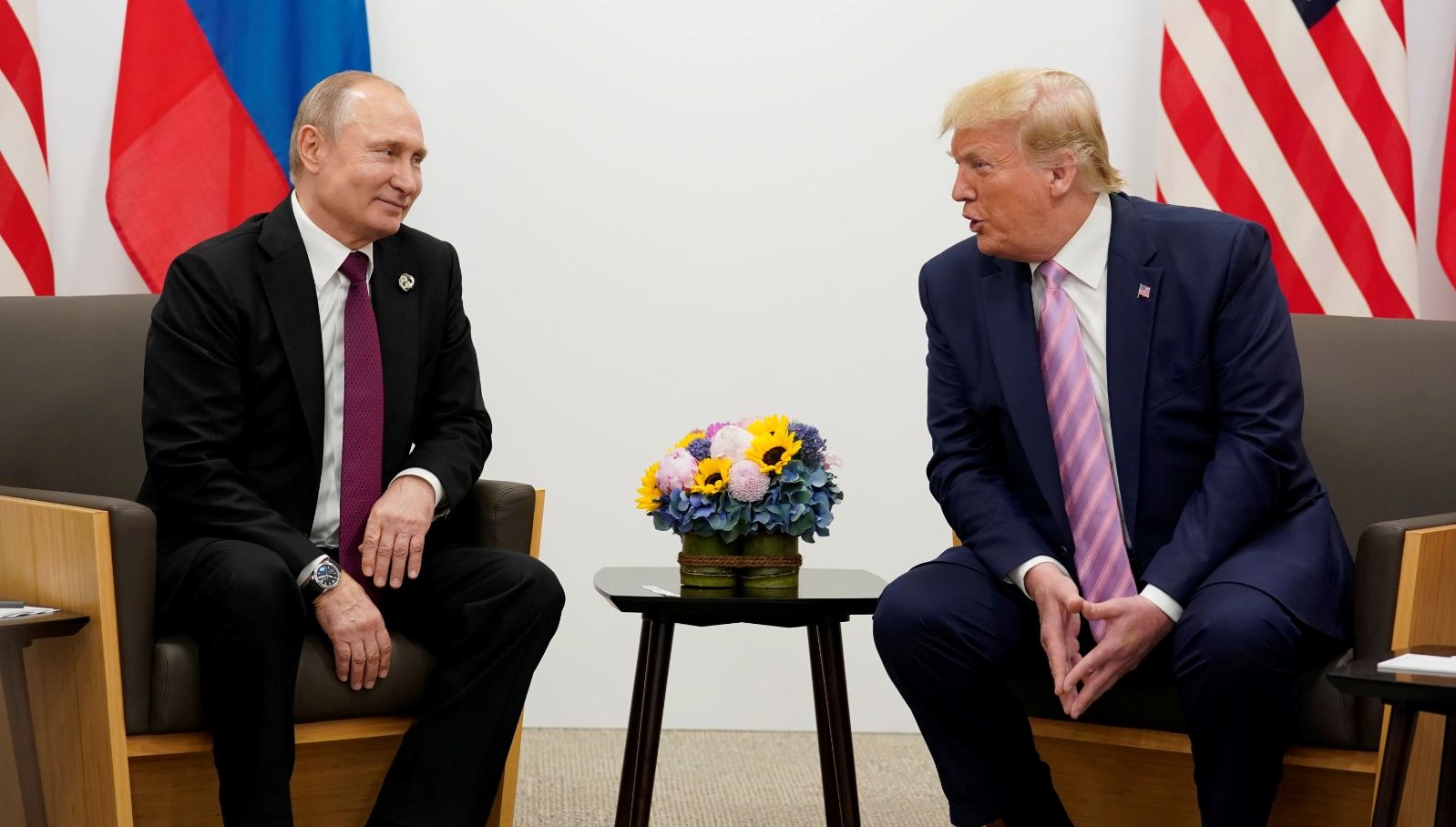 Trump ve Putin’in Alaska doruğu: Lavrov’dan tişörtlü bildiri