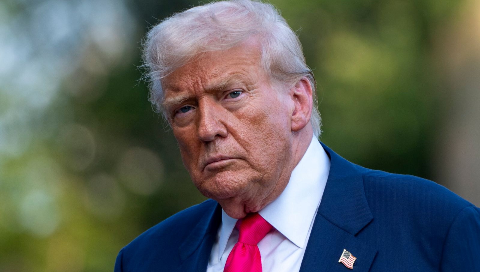 Trump, Obama’yı darbe teşebbüsü yapmakla suçladı