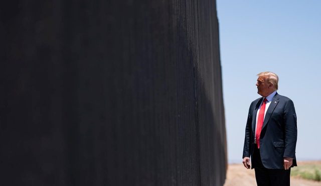 trumptan-yeni-tedbir-gocmen-duvarina-siyah-boya-WeU54PAV.jpg