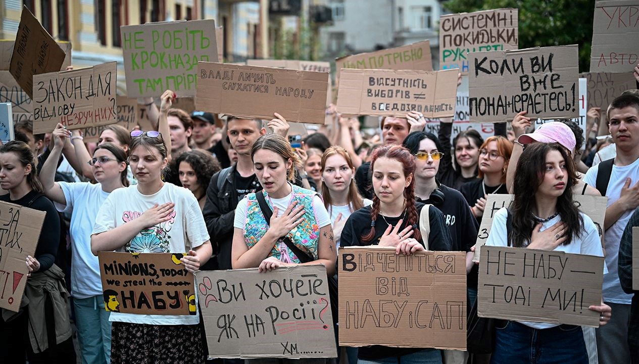 Ukrayna’da yolsuzlukla çaba protestosu