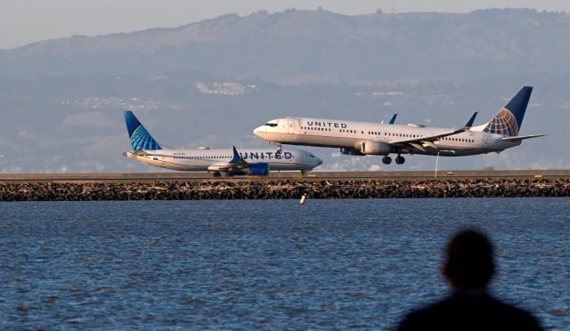 united-airlinesta-sistem-arizasi-krizi-yuzlerce-ucus-gecikti-PSwZqanX.jpg