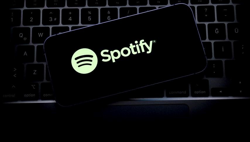 Ünlü müzik kümesinden Spotify protestosu: Müziklerini kaldıracak!