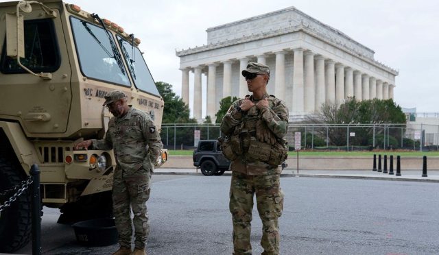 washingtona-federal-operasyon-yuzlerce-gozalti-5y9bk9cr.jpg
